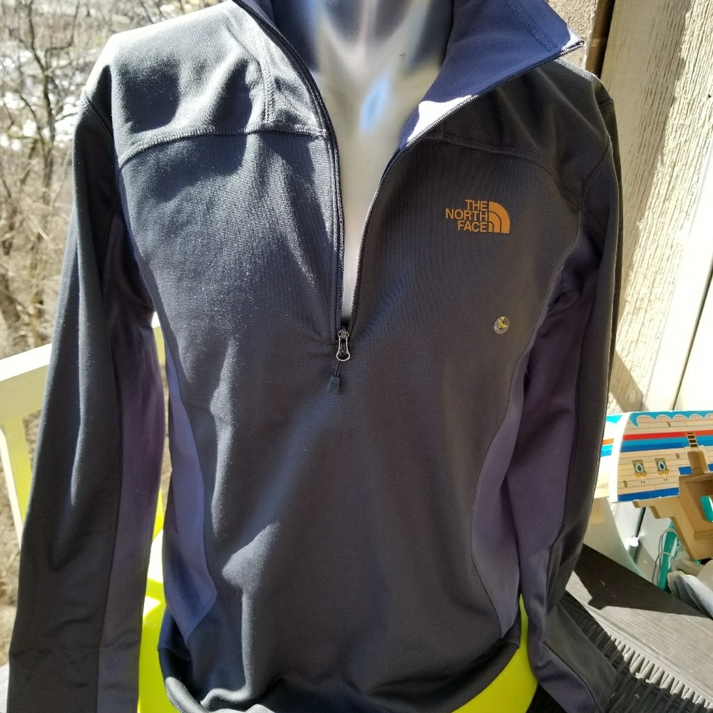 The North Face Gray 1/2 Zip Mens Jacket NWOT - Picture 6 of 8